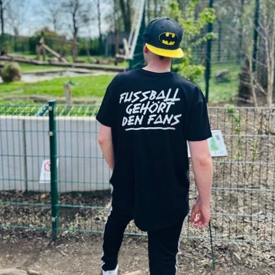 Der_kleine_Mou's profile picture. Offizieller Account | Fußballheld 2015 & u11 Kinderfußball Trainer | Gegen die Micky-Mauisierung des Fußballs | Ballspielverein  | Dynamoland |