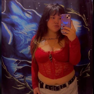 ; indigenous ; sapphic ; 2spirit , any&all pronouns ;