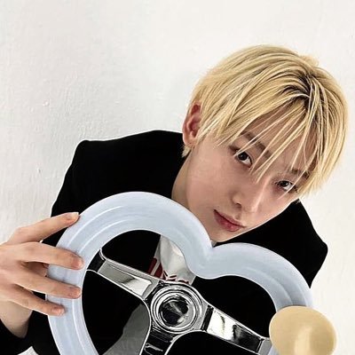 babynerd6124_'s profile picture. 