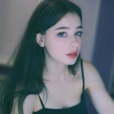 YeshaaAyesha's profile picture. 