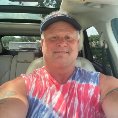 DavidVeronesi5's profile picture. 