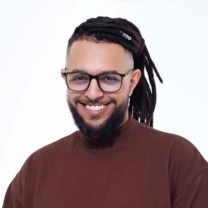Fundador da futura maior marca de acessórios afrocentrados do mundo 🌍
#saudaafro
