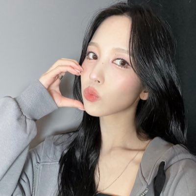 Minaxm_jp's profile picture. 𝟗𝟓𝐥𝐢𝐧𝐞｜🇯🇵｜🗼𝐃𝐞𝐬𝐢𝐠𝐧𝐞𝐫 ♡：🐧🍓🎧🎬 𝐨𝐧𝐜𝐞 𝟗年目🫶🏻🫧