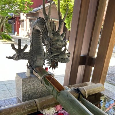 静岡で伝統太極拳(陳式、楊式、武式)を学んでいます。師匠である周佩芳老師、その旦那様で通備門の林伯原老師の妙技に感動。伝統的な中国武術や太極拳をこよなく愛しています。周佩芳老師を顧問とした周太極拳研究会の事務局などもやってます。たまに講習会も案内していこうと思っています。無言フォロー失礼致します。