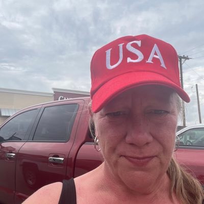 DOG MOM, MAGA/MAHA Again, here for the comments. 🇺🇸🇺🇸🇺🇸NO DMs Bitches. UGH