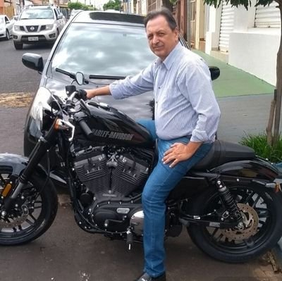de Ribeirão Preto SP, por aqui apenas para trocar ideias, ler o que postam as pessoas inteligentes, bem humoradas e principalmente os patriotas de 💚💛💙🤍 🤣