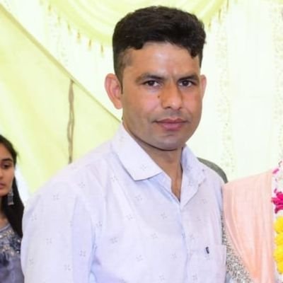 Government employee,
MA (public administration)
My behaviour depend on you
RJ 18