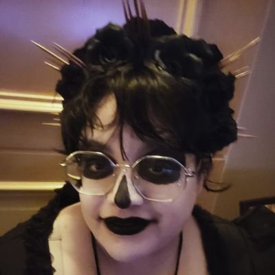 They/he/it
Nonbinary | Autistic |Anarchist Cosplayer | Crafter | Writer