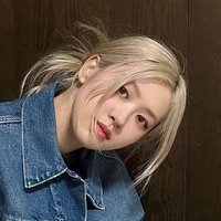 Rosé album out now (@smalllpotatooo) 's Twitter Profile