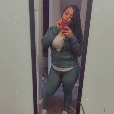 Your Fav Bartender/Hustler🍹🤑Lil Lisa Drinks🍸RiH too My Mother Alisa Dyan 9/18/74-5/21/17 😇💗🌷🕊 SnapChat📸Jazzybell21