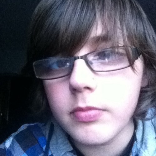 gelatanousSWORD's profile picture. 