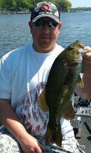 2nd Amendment supporter.  Bass fishing fanatic and small game hunting.  Former Army Infantry served with 2nd Infantry Division and the 101st Airborne 502nd Inf.