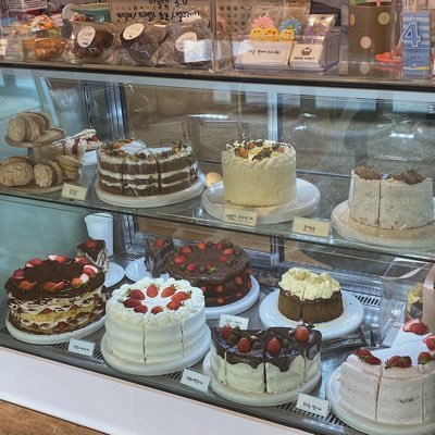 rhynia_'s profile picture. 