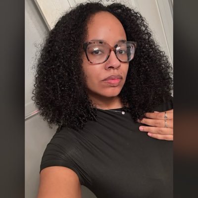 BabyHairsNAfro's profile picture. I always smell like vanilla