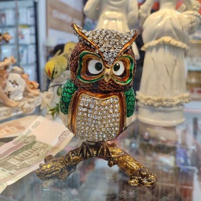 thewire3737's profile picture. 