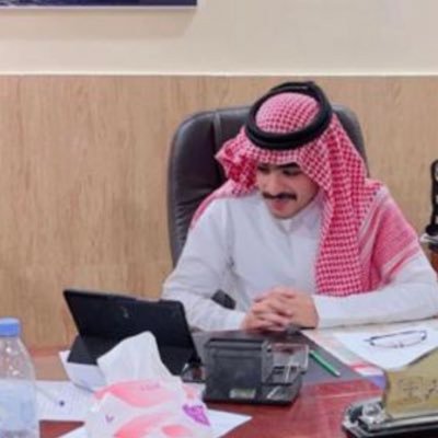 - أحب أكتب ، أعبر أشعر به، وأكتب ما يفكر به عقلي ، وأغلب م أكتبه يمثلني أنا ، وبكل عيوبي أنا لا أشبه أحد -