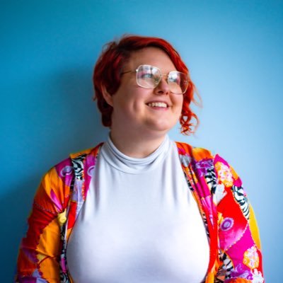 Senior Journalist at @BBCBreakfast + @BBCNews at One ☀️ Tweets mainly about news, Glastonbury and Eurovision 🎵 Views my own ✨ Poppy.jeffery@bbc.co.uk 🏳️🌈