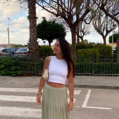 crisgallardo27's profile picture. saro