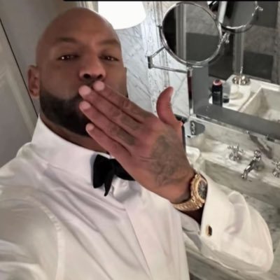 nahella_'s profile picture. 