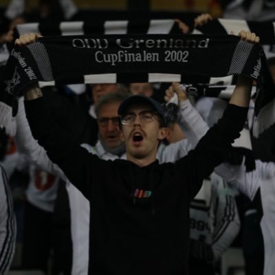 Bredeb2000's profile picture. Du ser meg som oftest med bøttehatt på Skagerak arena med henda på hodet og skuffa som faen🏳️🏴 tvitrer litt om politik, diskuterer kun med folk med navn!!