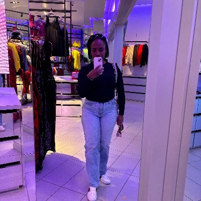 Boss mama 💪🏾 Ghanaian 🇬🇭/Jamaican 🇯🇲