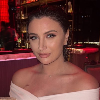 miss_maddie's profile picture. Create, explore, expand, conquer.