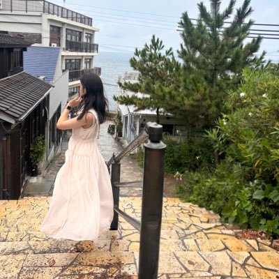 design_seri's profile picture. 現在、本業と並行しSNSデザイナーとして活動しております！🪽 ▶️ニュークリ11期生 ▶️強み：素直に行動・学び続けること・諦めが悪いこと ▶️バナー・フィード投稿・スライド資料まで制作可能 【お仕事のご相談はDMまでお願いいたします！】 ⇩ポートフォリオ