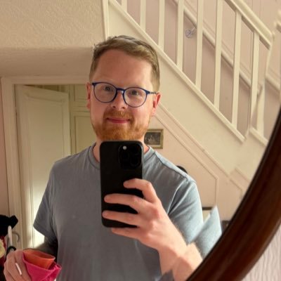 Mafooli's profile picture. i remember damage. then escape. then adrift in a stranger’s galaxy for a long, long time   https://t.co/DW422LwxYg