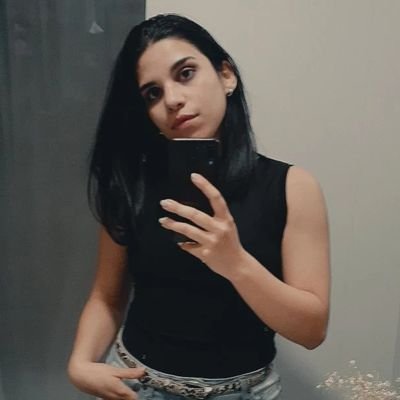 No woke
Creadora del cómic Alva Exyam