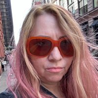 Heidi MacDonald (@comixace) 's Twitter Profile