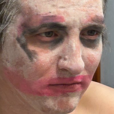 Fuck the US Gov & all political parties. All politicians are bastards. Tweets don't reflect business. Filmmaker: https://t.co/UeApTzeM9w