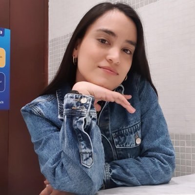 VanessaCL23's profile picture. Economist