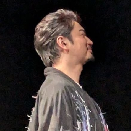 Arashi Fan from Germany.
I also like Anime, Manga, X Japan, Yoshiki and J-Pop-Culture.
Still learning Japanese so if you like to help me feel free 😉