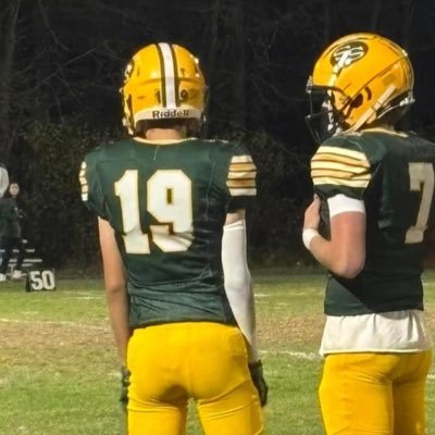 5’11” 140 lbs | Class of ‘26 | WR/DB | 3.0 GPA |📍MA | Email: JoshComeau0826@gmail.com | Wrestler l