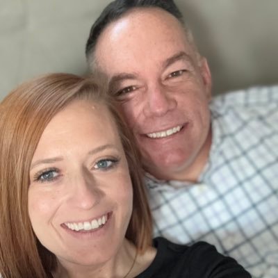 kendrastett's profile picture. 