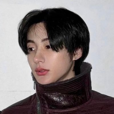 Wanyiwaa_'s profile picture. why me ?