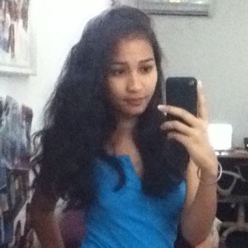 VeRachel's profile picture. Taking each moment and learning from it. 
Believe:
- in God
- that everything happens for a reason
- in true love
- in forgiving
- in living GREEN!