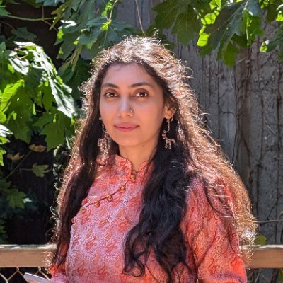writer-poet/ baby sarangiya🎻/ phd student in ethnomusicology @harvard {research: south asian classical music; critical organology; women, gender & sexuality}