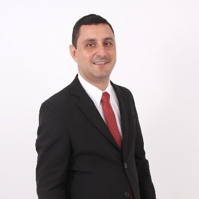 Advogado; jornalista; Proprietário Canal Virtual Interativo; Político
Facebook: Marlon Jardim
Insta: @marlonjardimoficial
Insta.: marlonfjardim
