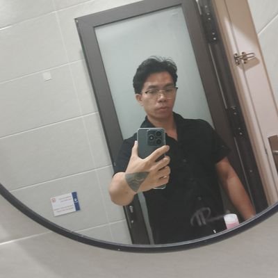 Thích chơi đồ..
Bê đồ bạn nào muốn dc ngữi cặc , ngữi sịp hay thích ngậm mút bú liếm thì ib ...