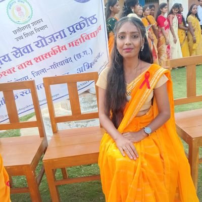 KHUSHBOONI10077's profile picture. 