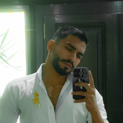1aliiich's profile picture. فدای چشات این زندگی بدون تو نداره نشاط :)