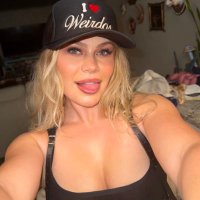 h*lle (@wholesomeyeehaw) 's Twitter Profile Photo h*lle (@wholesomeyeehaw) 's Twitter Profile Photo