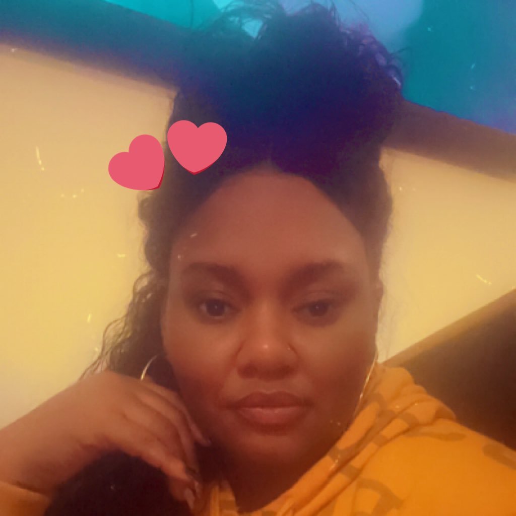 SheenaRenee89's profile picture. https://t.co/Dd0DQOMbcA