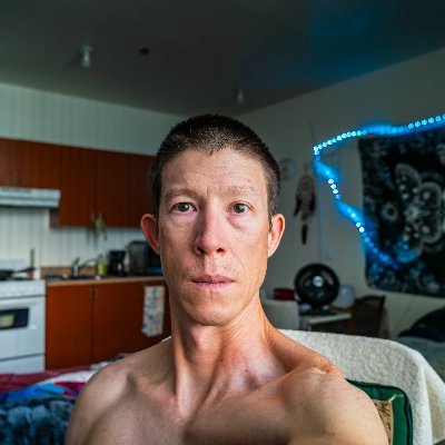 I am a yoga photographer here in Santa Monica/LA and have been in photography for five years. Check out my IG: https://t.co/pAffITtwAu