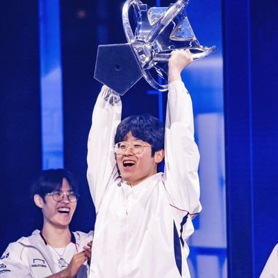 KIRIN ❤️T1WINさんのプロフィール画像