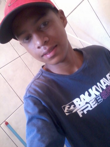 quem se descreve se limita . ;]
quer me conheçer melhor ? follow-me. ;pp
Orkut: http://t.co/0En1wW86Qk