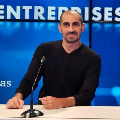 Founder & CEO @Earniverse_io | Finance / Blockchain / 3D / VR / AI Enthusiast - Sharing insights to stay ahead of the curve!
