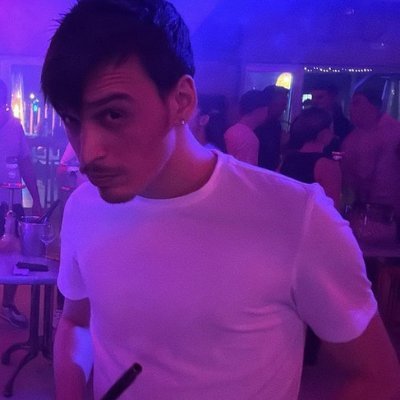🇮🇨 Canario en Galicia 🌎
😈 Streamer & Dj | 🐧🔥
🎮 TFT MAIN pero aquí se juega de todo 🐐
📧 CONTACTO: Yojaivertsoto08@gmail.com 📧