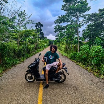 herrakakram's profile picture. Writer and journalist covering culture, film, literature, and a few other things. Reach out here: herrakakram at gmail dot com